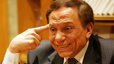 You are currently viewing لأول مرة.. عادل إمام يخرج عن صمته بشأن شائعة إصابته بالزهايمر