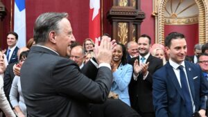 كيبيك: حكومة لوغو الثانية تضمّ 30 وزيراً بينهم 14 امرأة و10 وجوه جديدة