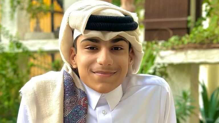 You are currently viewing سفير بنصف جسد ومَشهد مهيب.. القطري “غانم المفتاح” علاقة خاصة بالسعودية