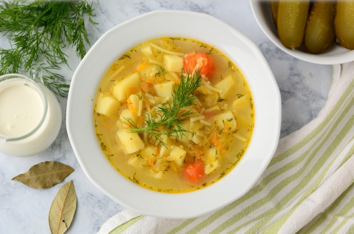 You are currently viewing شوربة الشوفان بالجزر والبطاطس