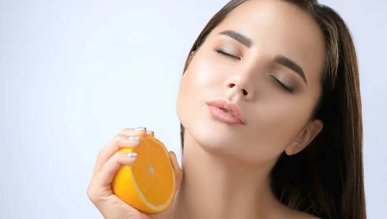 You are currently viewing ما هو المكون الذي يؤخر التجاعيد ويحمي من الشمس؟