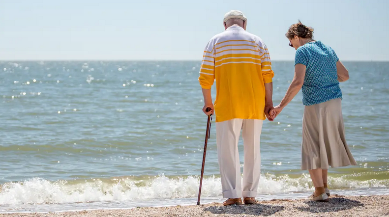 You are currently viewing بينهما إتباع نظام البحر المتوسط الغذائي.. 6 عادات بسيطة تطيل العمر