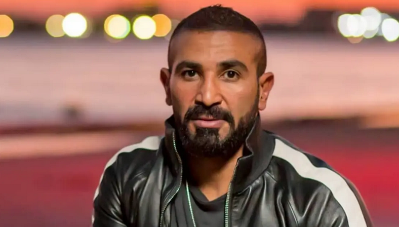You are currently viewing لأول مرة أحمد سعد يعلق على خبر طلاقه.. ماذا قال؟