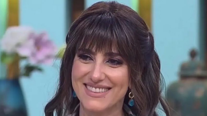 You are currently viewing بعد تصدرها الترند.. حنان مطاوع: عالم السوشيال ميديا مخيف وسلبياته أكثر من إيجابياته