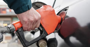 الوقود يدفع بالتضخم السنوي هبوطاً إلى 3,1%
