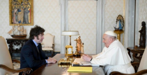 البابا فرنسيس يستقبل رئيس جمهوريّة الأرجنتين