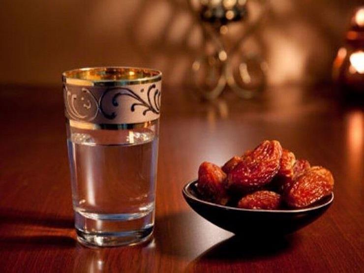 You are currently viewing علاقة الصوم والتمر في شهر رمضان المبارك