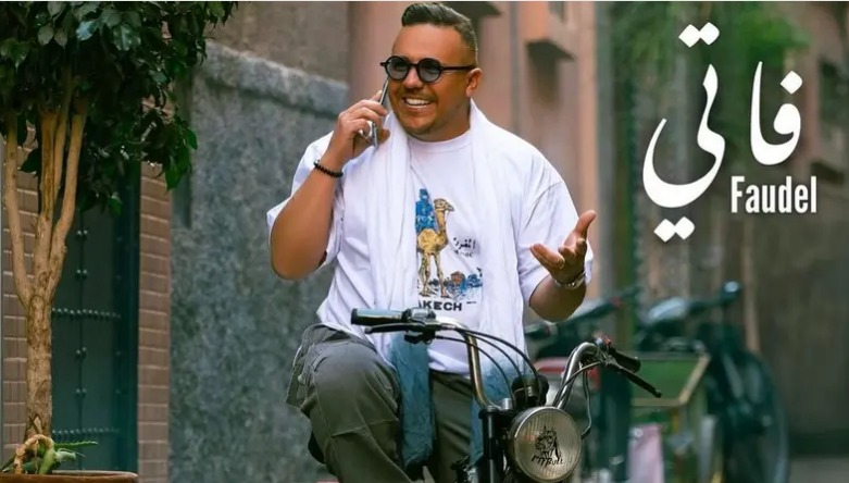 You are currently viewing سرق لحن “ثلاث دقات”.. نجم مشهور يفجر ضجة في المغرب