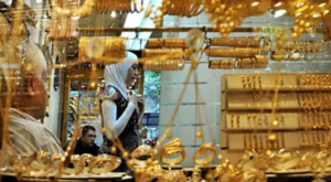 الذهب يخترق مستويات تاريخية جديدة في مصر