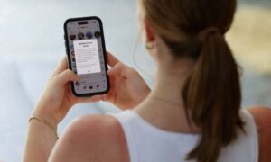 مجلس اللوردات البريطاني يقر حظر استخدام وسائل التواصل الاجتماعي لمن هم دون 16 عاما