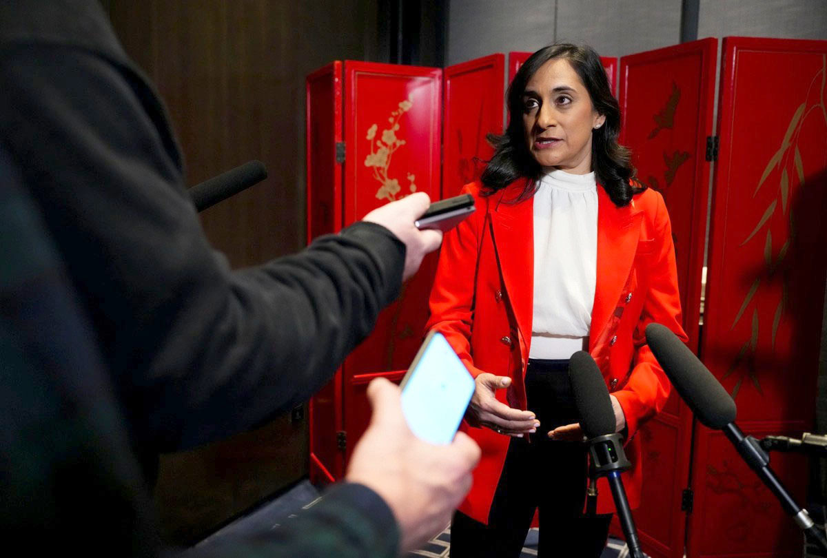 You are currently viewing Chinese Foreign Minister to Visit Canada  for First Time in 10 Years