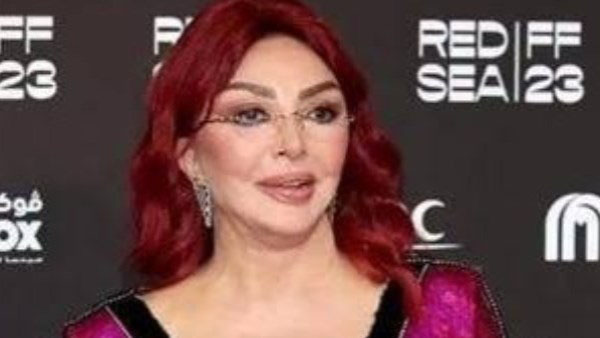 You are currently viewing نبيلة عبيد عن إمكانية عودتها للسينما :  الموضوع محتاج تفكير